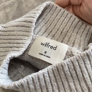 Aritzia Wilfred crop sweater